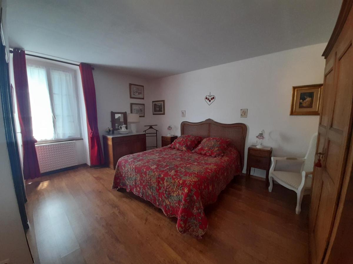 La maison de Maria Saint-Beauzire  Extérieur photo